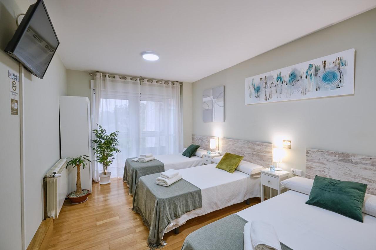 Peregrina Pension 2 O Pedrouzo Bagian luar foto